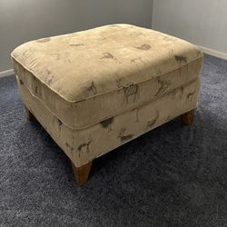 Ottoman (footstool) with matching Pillows (Safari)