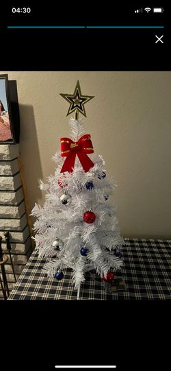 Tabletop Christmas Tree,Mini White Christmas Tree with Lights,Small White Christmas Tree（Christmas Ball Decoration, Star Treetopper, Gift Boxes, Ball 