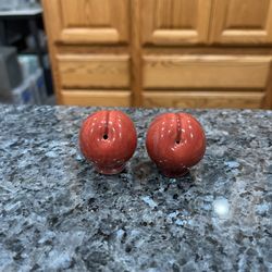 Vintage Ceramic Dark Cherries pair of salt and pepper shakers.  Size approximately 1 1/2 inches tall.  Preowned no Stoppers