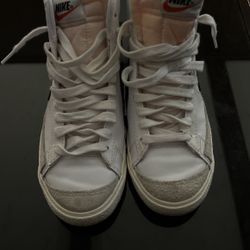 Nike 6.5/size