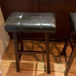 2 Nice Bar Stools