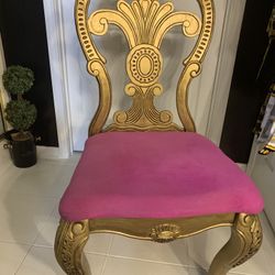 Beautiful accent chair