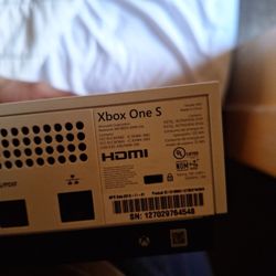 Xbox One S 