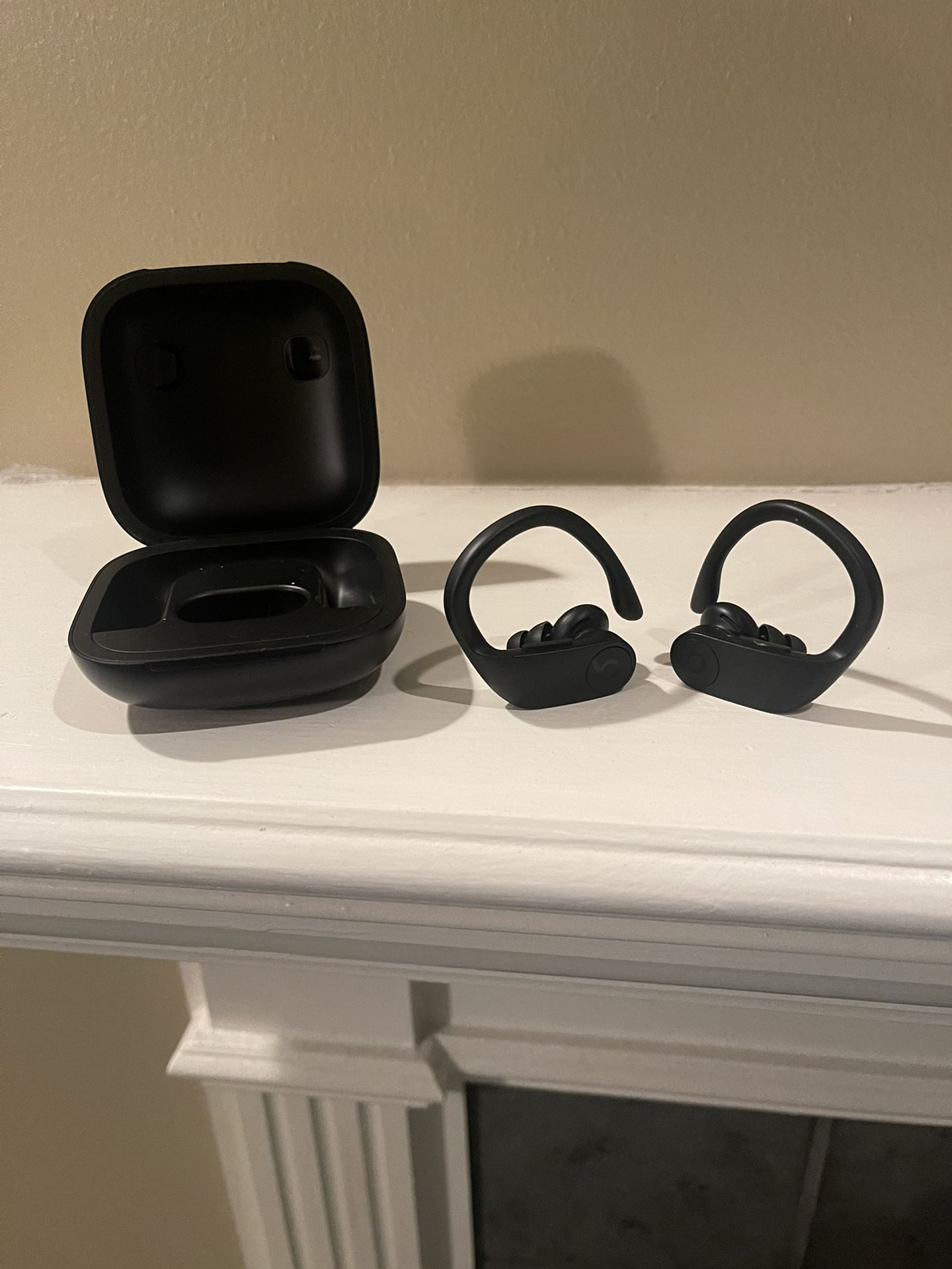 Powerbeats Pro Wireless Bluetooth Headphones - Great Quality