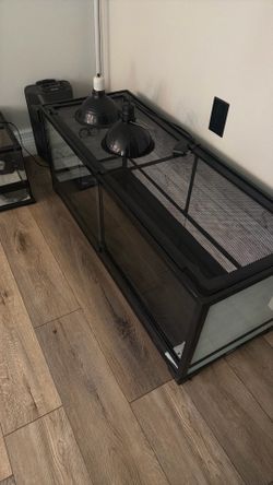 Reptile enclosure 50 Gallon