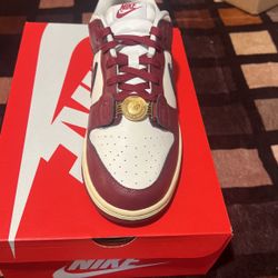 Nike Dunk Low