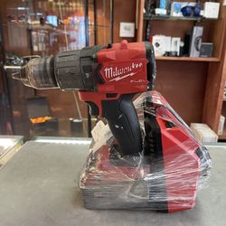 Milwaukee Hammer Drill Impact Drill Set W/ Batteries And Charger