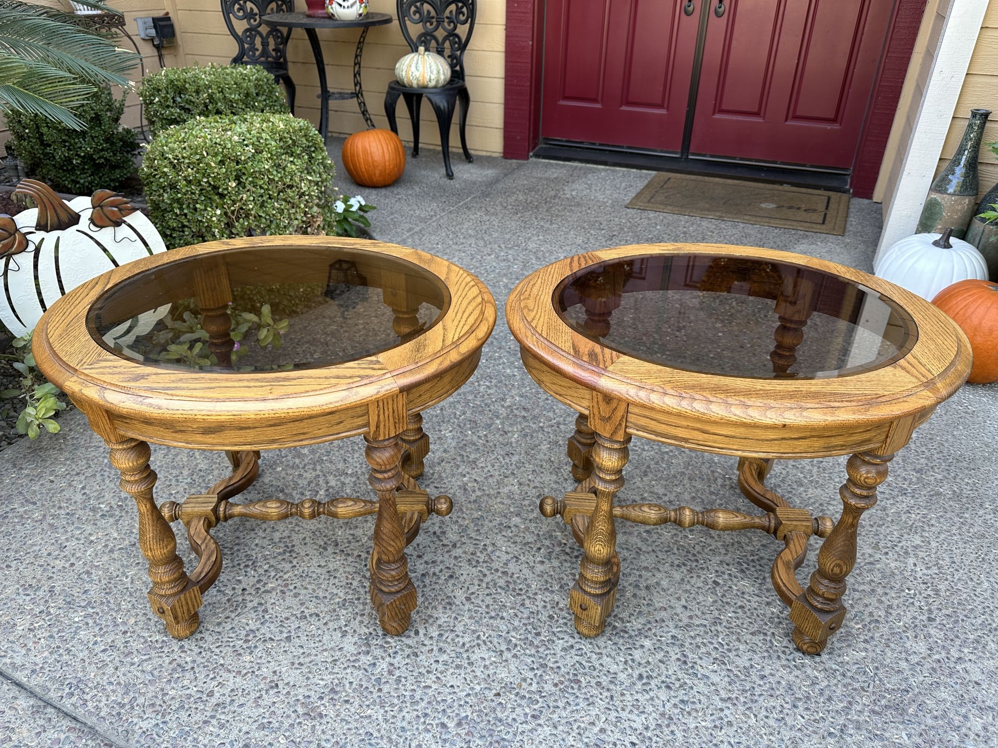 Set of 2 Beautiful Solid Wood and Glass End Table 21” x 28” x 24”