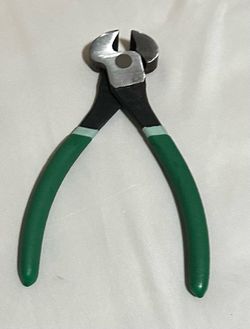 End Cut Pliers with Green Handles