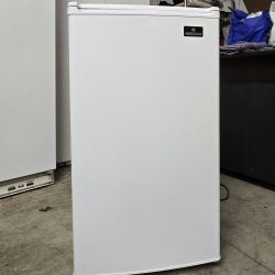 Absocold Mini Fridge 