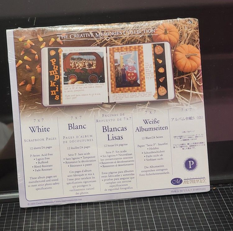 Creative Memories BNIP 7"×7" Scrapbook Wht Pages
