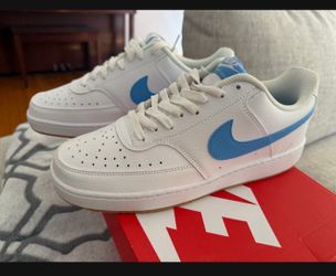 Brand New NIKE court vision $50 ,size 9 men