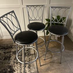 $75 Set Of Bar Stools!  Pick Up Only!! 