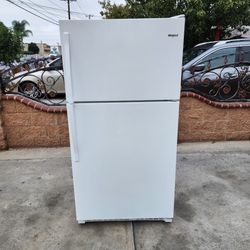 WHIRLPOOL FRIDGE USED LIKE NEW CHECK MIRE TODAS LAS FOTOS 