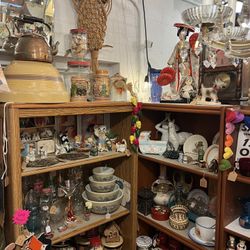 Antiques, Vintage, and Trinkets!!!