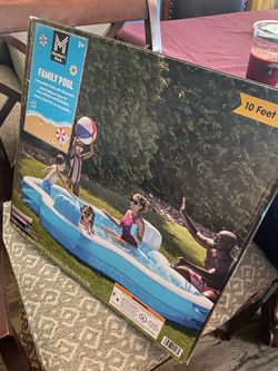 10 feet Family Pool New in Box!!!!