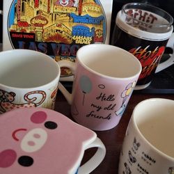 Coffee Cups and Mugs