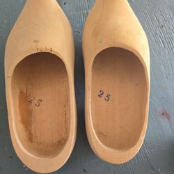 Dutch Wooden Shoes Size 25 