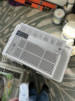 HOmelabs 1200 BTU Air Conditioner