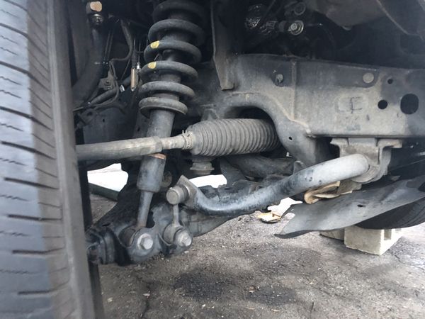 Toyota Tundra 2013 rack and pinion for Sale in Los Angeles, CA - OfferUp