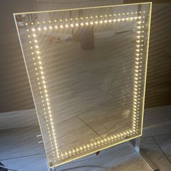 GLAMCOR BRAND VANITY LIGHT MIRROR