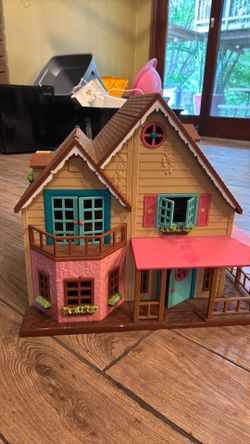 Toy house kids