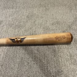 M110- 32.5 Maple M^Powered Baseball HARD 2 THE CORE.    32.5 in/ 29.5 oz.