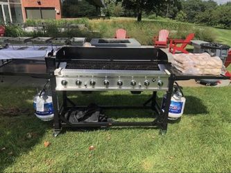 (PARTY SIZE!) 52" 8-Burner BBQ Grills