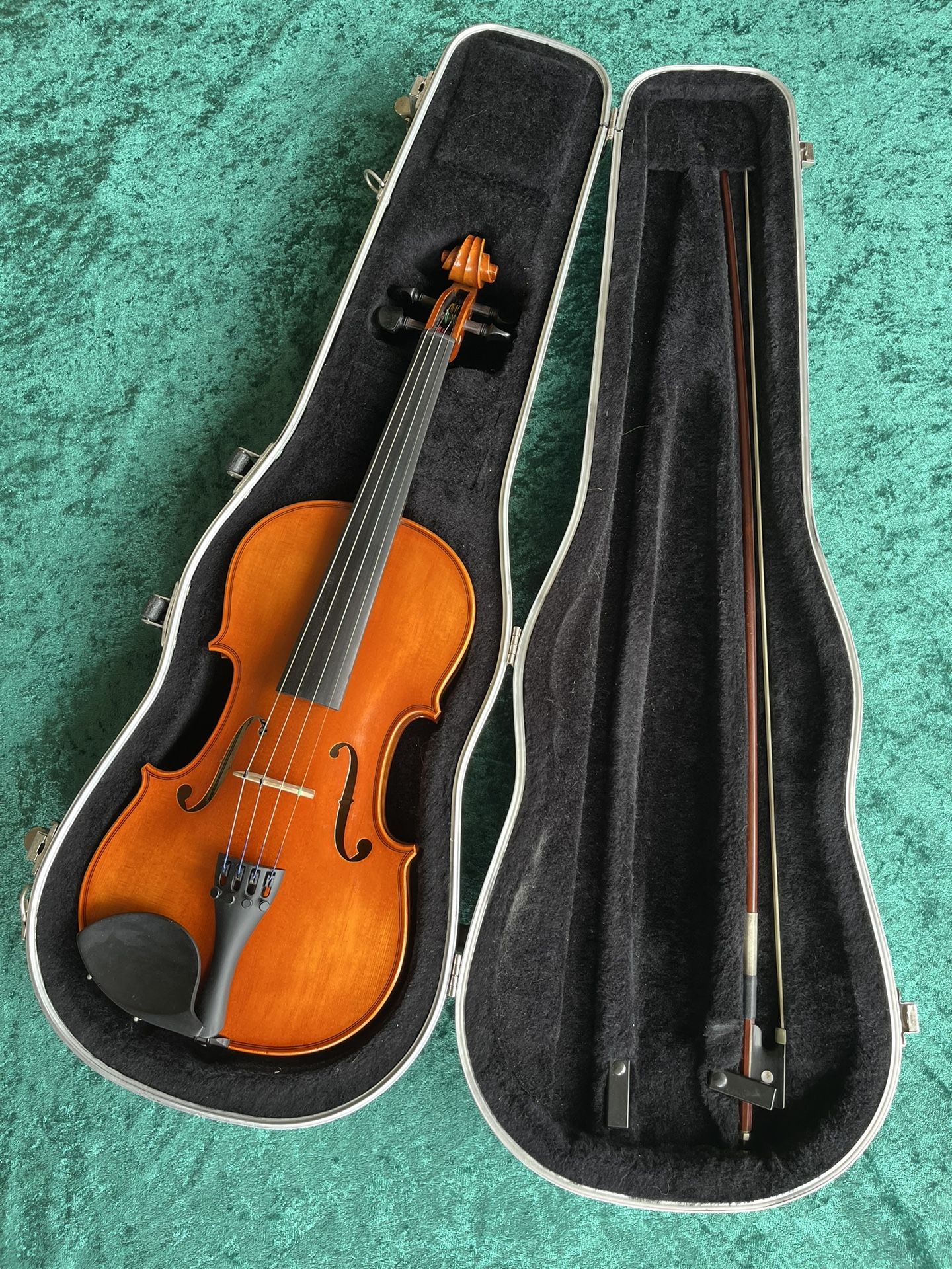 Samuel Easton Violin.  Mint Shape W Case & Bow.  Beautiful!  