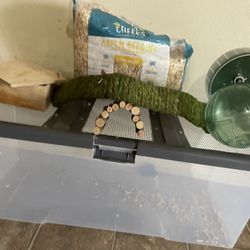 hamster cage with accessories