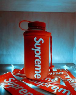 Supreme nalgene 32oz bottle