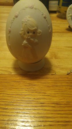 Precious moments collectible egg with stand