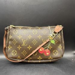 Louis Vuitton Shoulder Bag