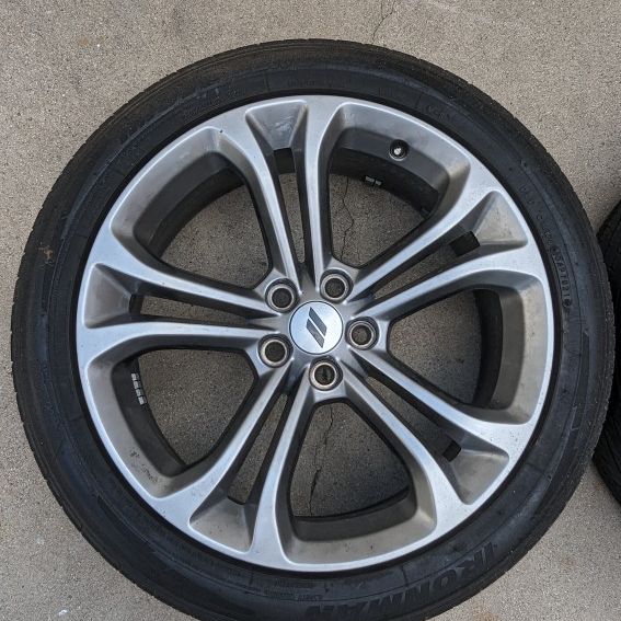 Chrysler/Charger/Challenger Factory OEM Wheel. 245/45/20. 20X9 Wheel & Tire