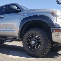 Tundra 2.5” Leveling Kit & Installation. & Sequíoa