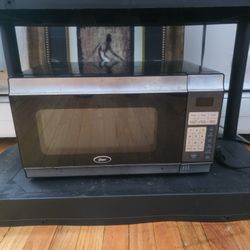 Oster Microwave 