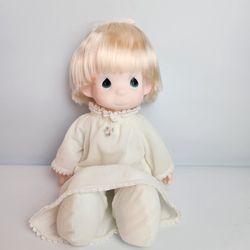 Vintage Precious Moments 16" The Jesus Loves Me Girl porcelain Doll .  