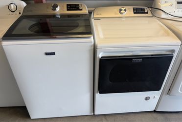 Maytag - 🔥 Washer and Dryer Set Gas in excellent condition