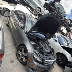 2011 Mercedes C Class Parts Put Para Piezas 