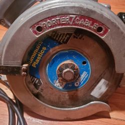 PORTER CABLE VINTAGE CIRCULAR SAW