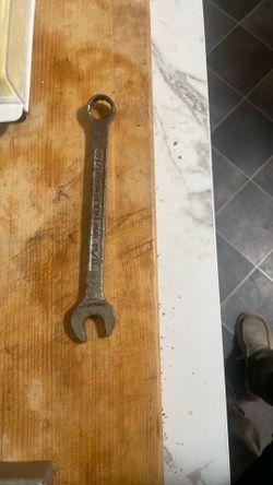 Vintage PLOMB No.1222 12pt Pebble Style Combination 11/16" wrench made in USA