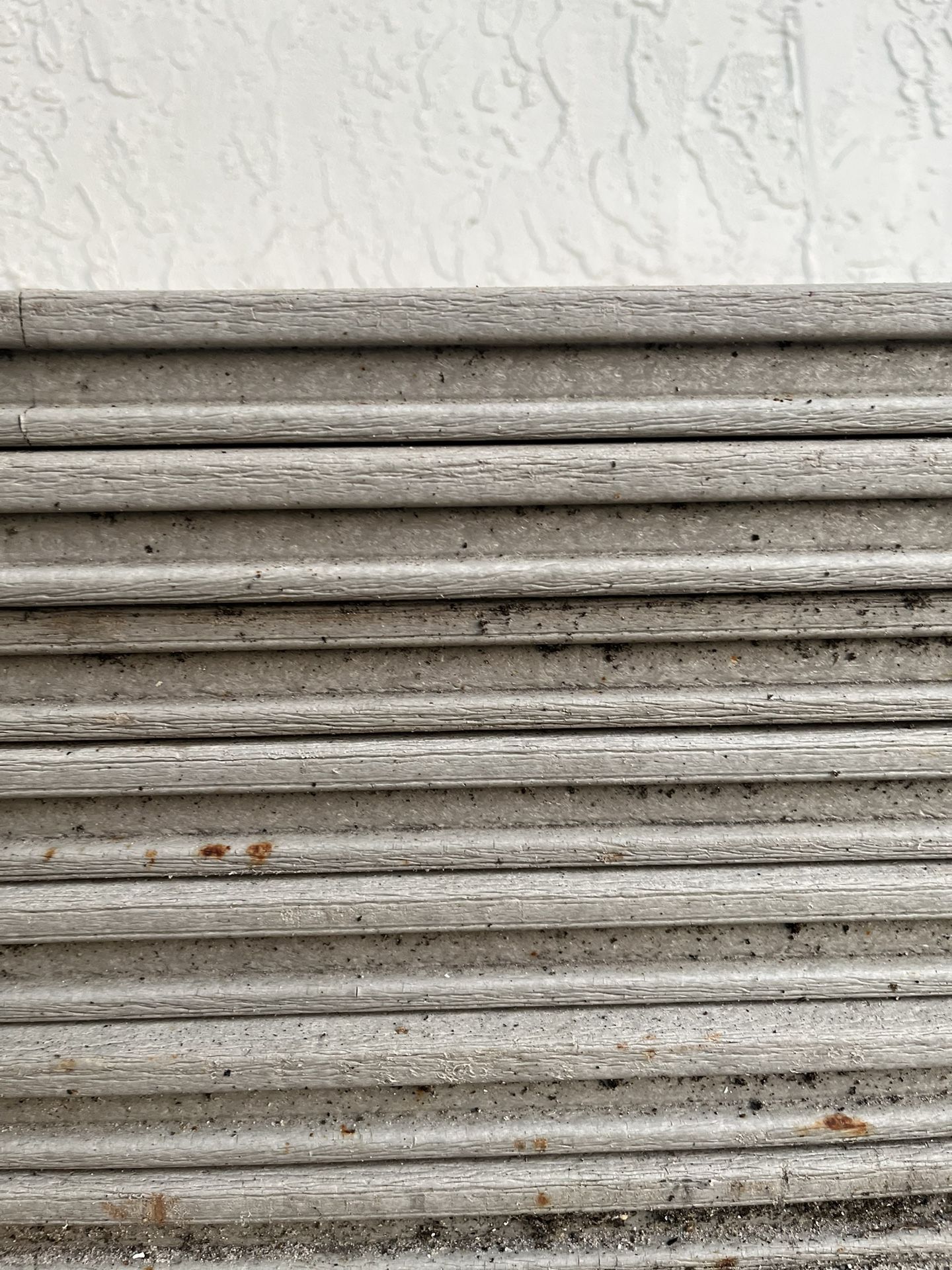 LUMBER • 100 % • PLASTIC TONGUE AND GROOVE GREY