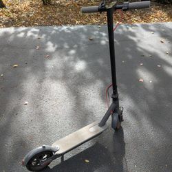 AovoPro Electric Scooter