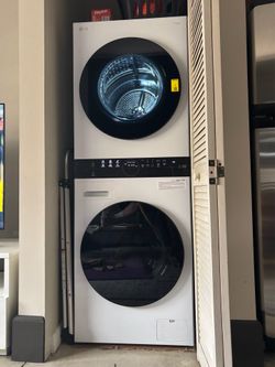 Compact Single Unit LG WashTower