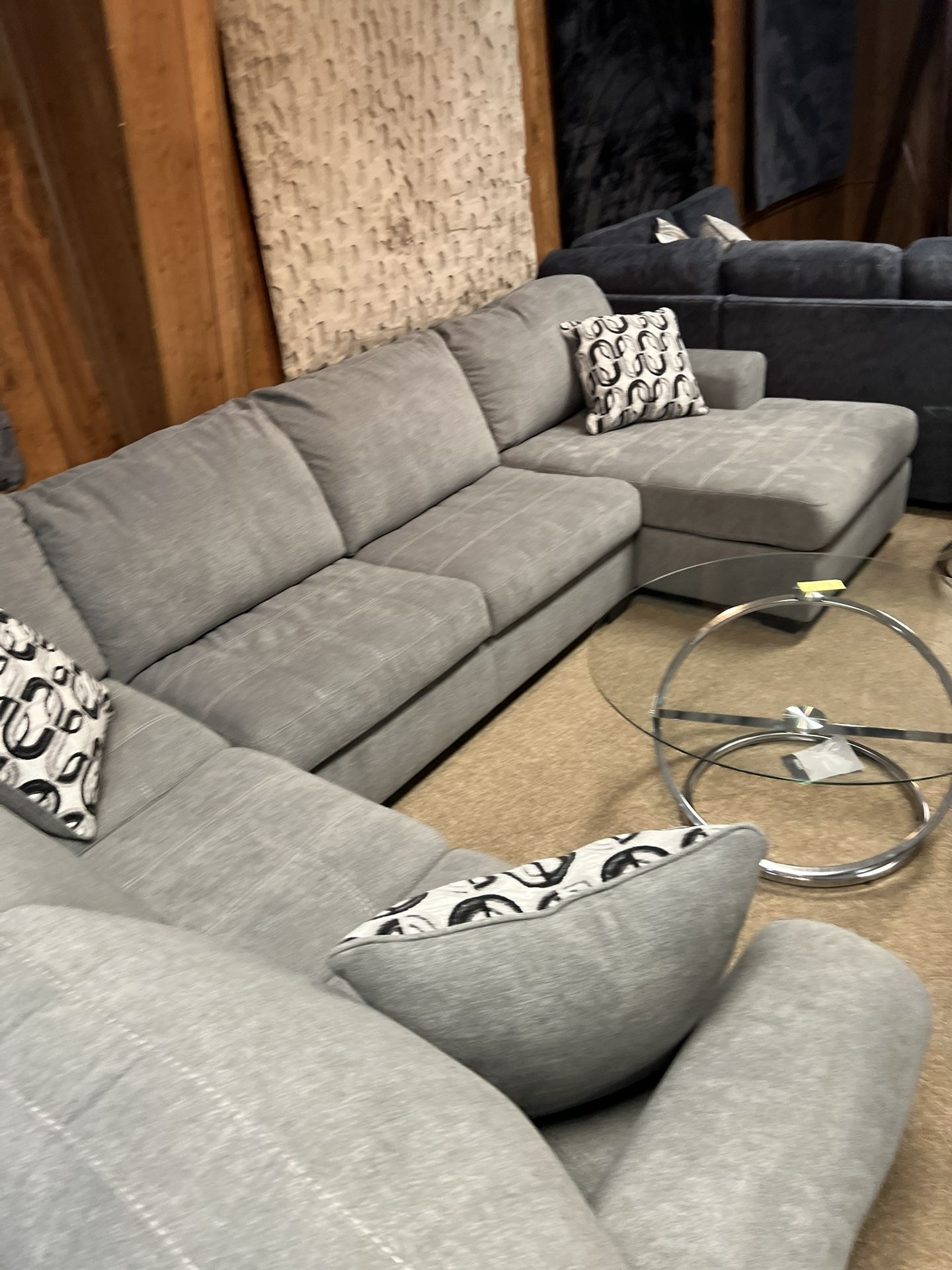 Stylish Nice Chaise Sectional!