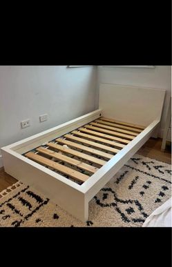Twin bed Fram