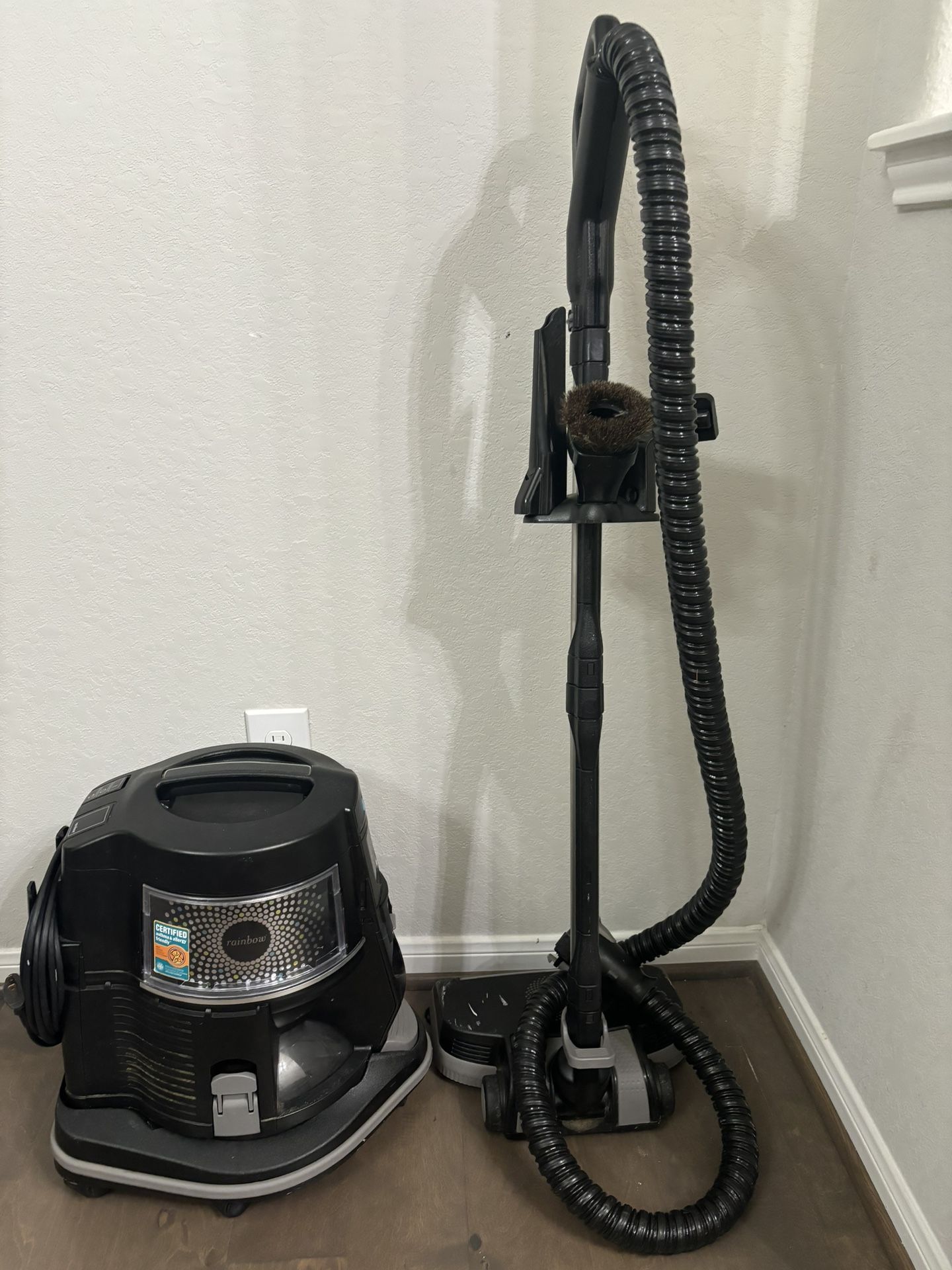 Rainbow Vacuum