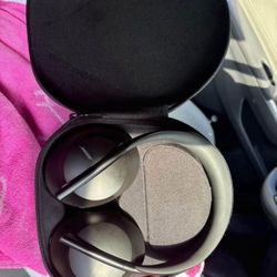 Bose QC 700