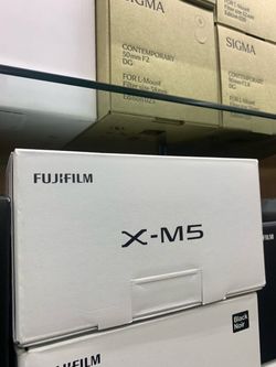 Fuji X-M5 Body Only