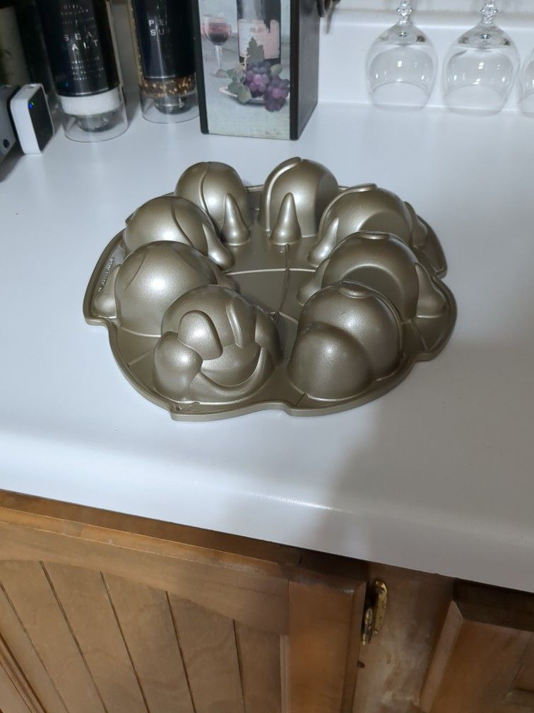 Catipillar Pan